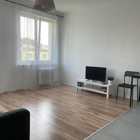 3k Sowinskiego 3 *